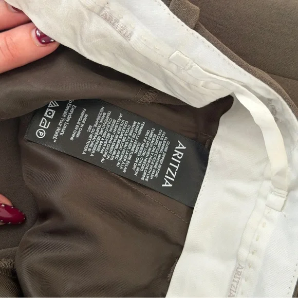 Aritzia The Effortless Pant- Crepette Wider - Picture 6 of 7